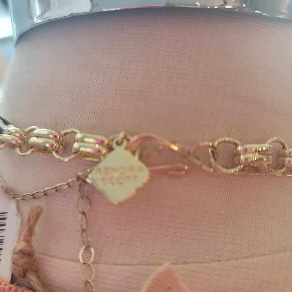 WHITE KENDRA SCOTT HARLOW NECKLACE - Picture 2 of 2